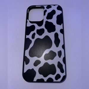 Cowprint iPhone 12 Case